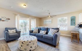Sunset Harbour Villas 4-423